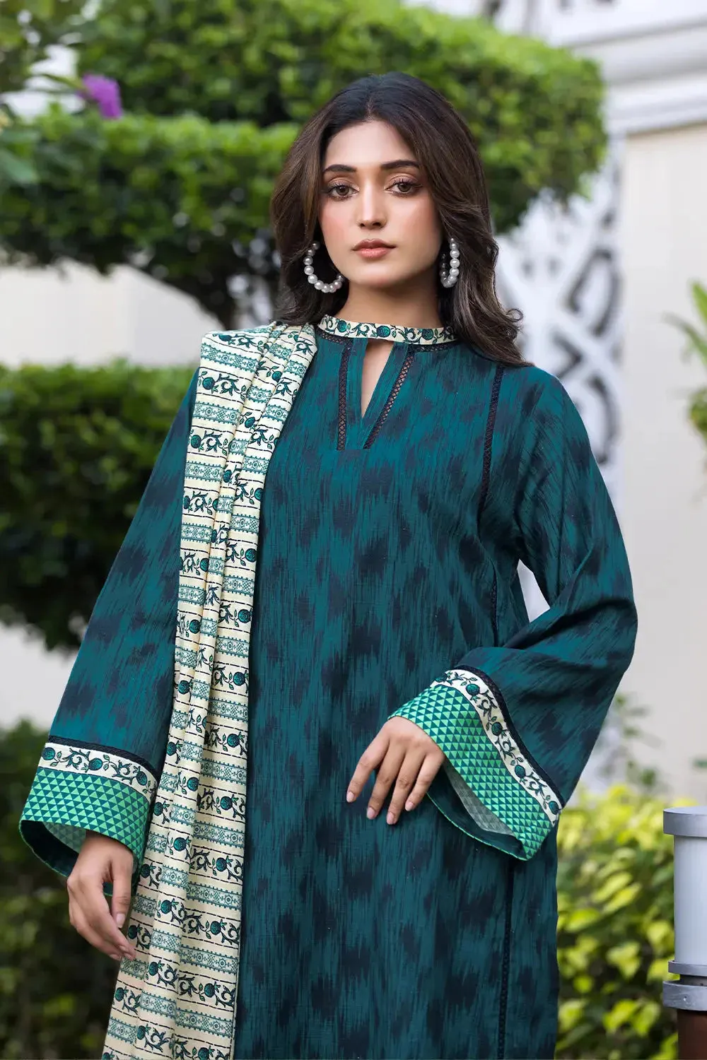 3PC Printed Unstitched Khaddar Suit KKH-2897