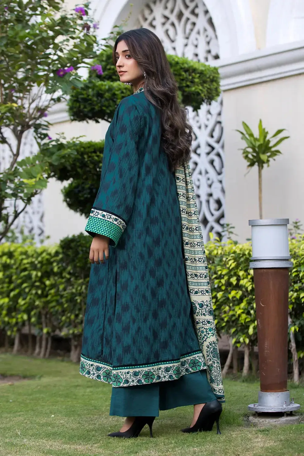 3PC Printed Unstitched Khaddar Suit KKH-2897