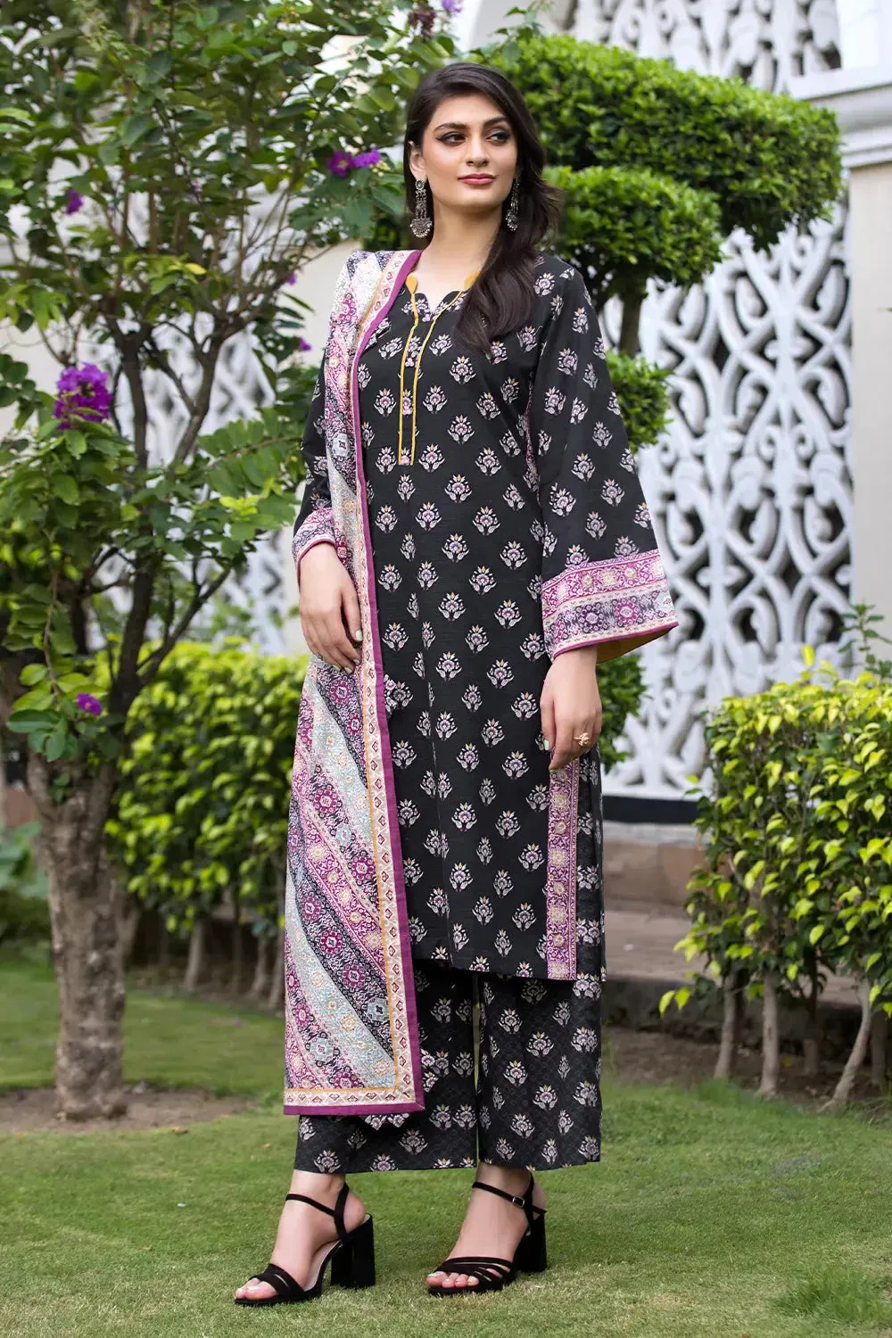 3PC Printed Unstitched Khaddar Suit KKH-2899