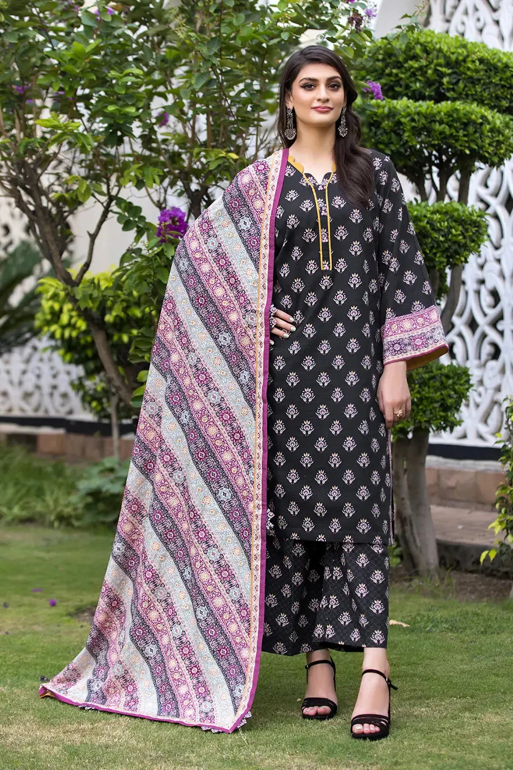 3PC Printed Unstitched Khaddar Suit KKH-2899