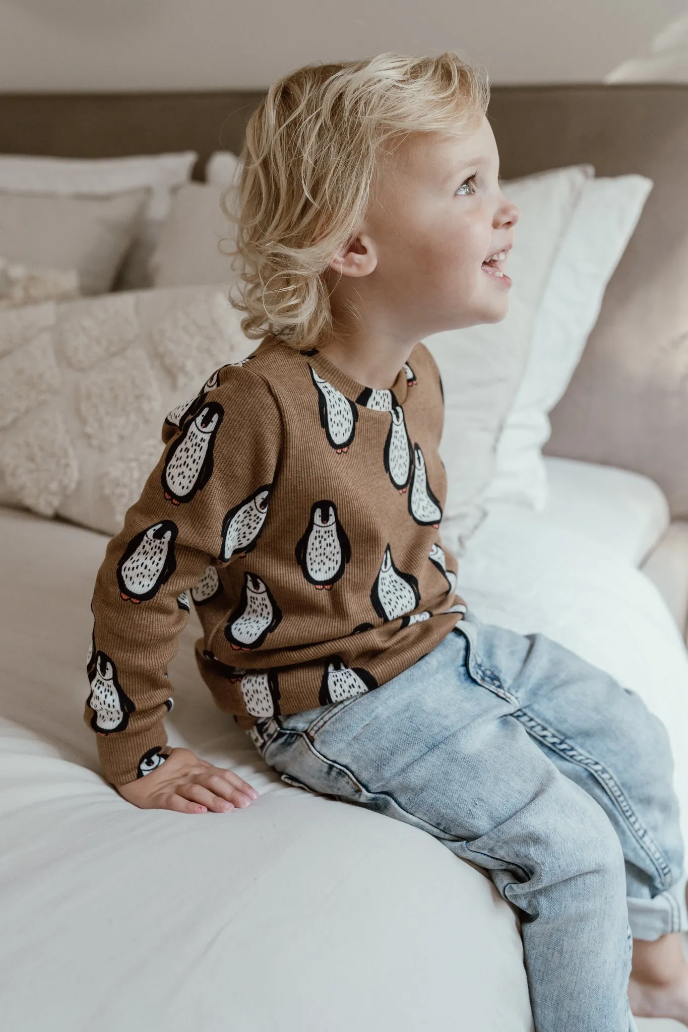 Baby en Kids Sweater Rib Pinguin Bruin