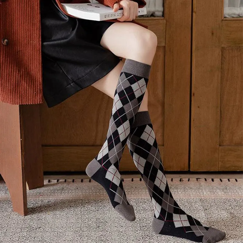 British Style Rhombic Knee-High Stockings