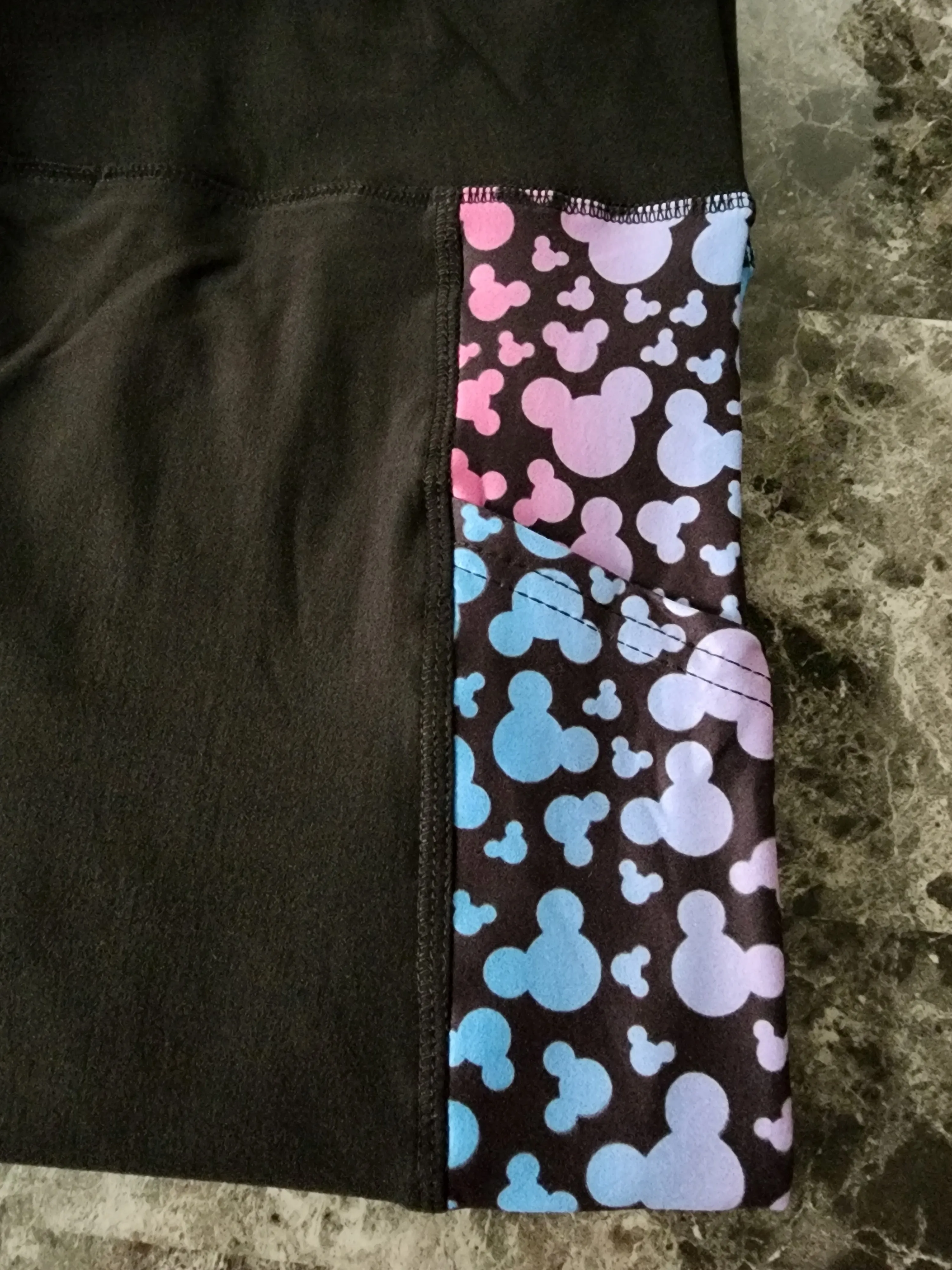 *Charlies Project Disney Mickey Mouse Heads Ombre Legging w/ Pockets