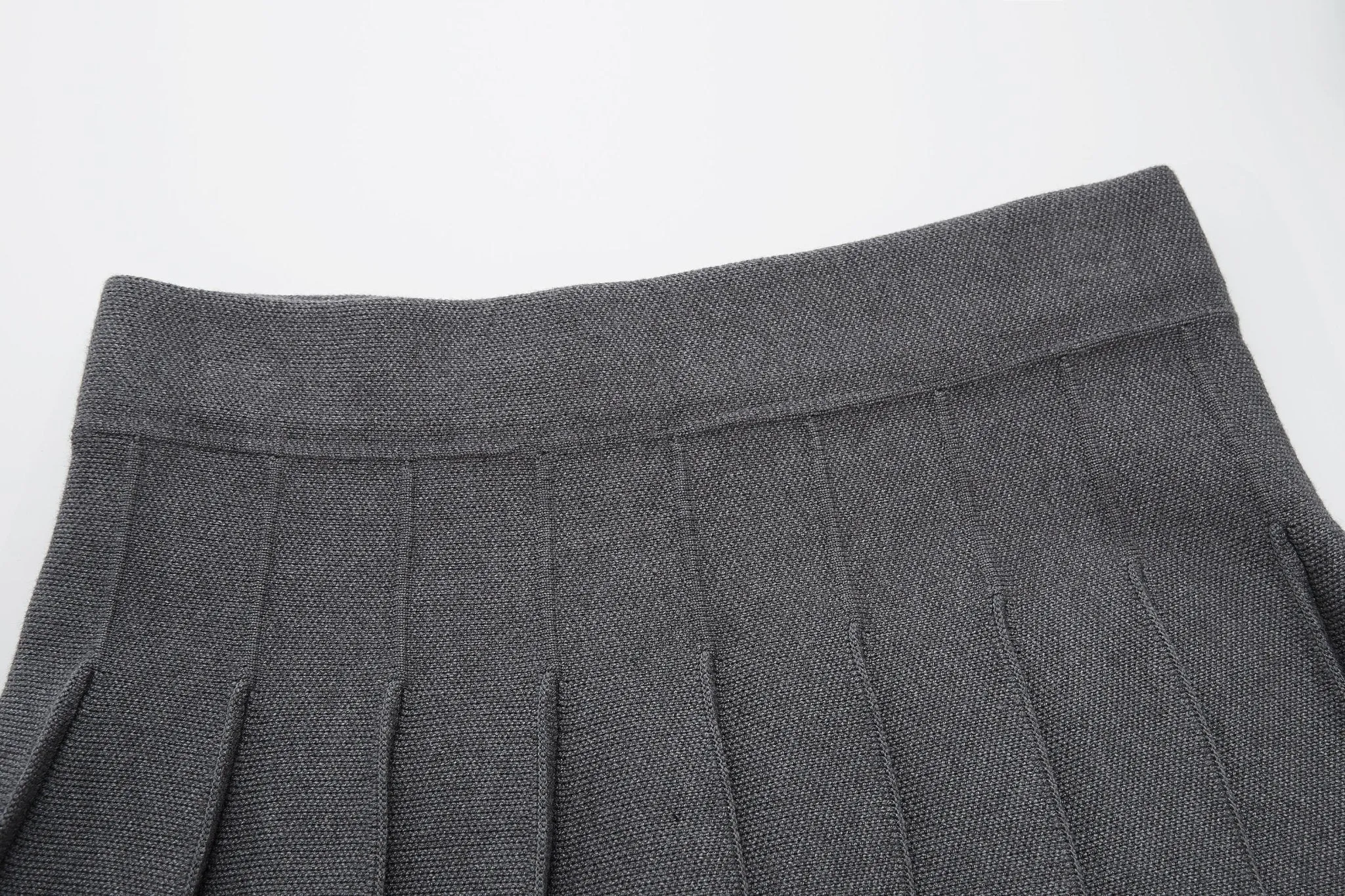 Grey Knit Pleated Skirt