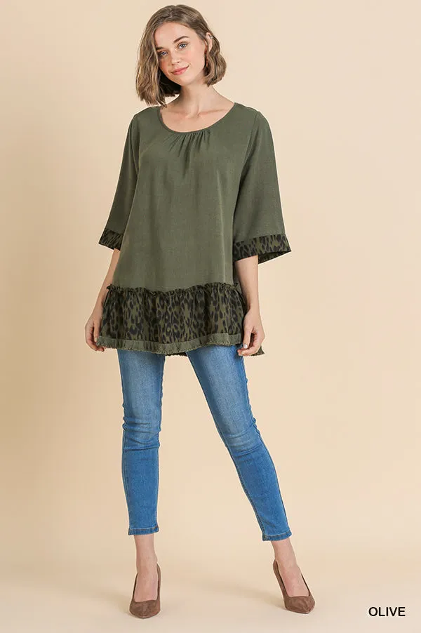 Linen blend animal print sleeve round neck top with animal print frayed ruffle hem