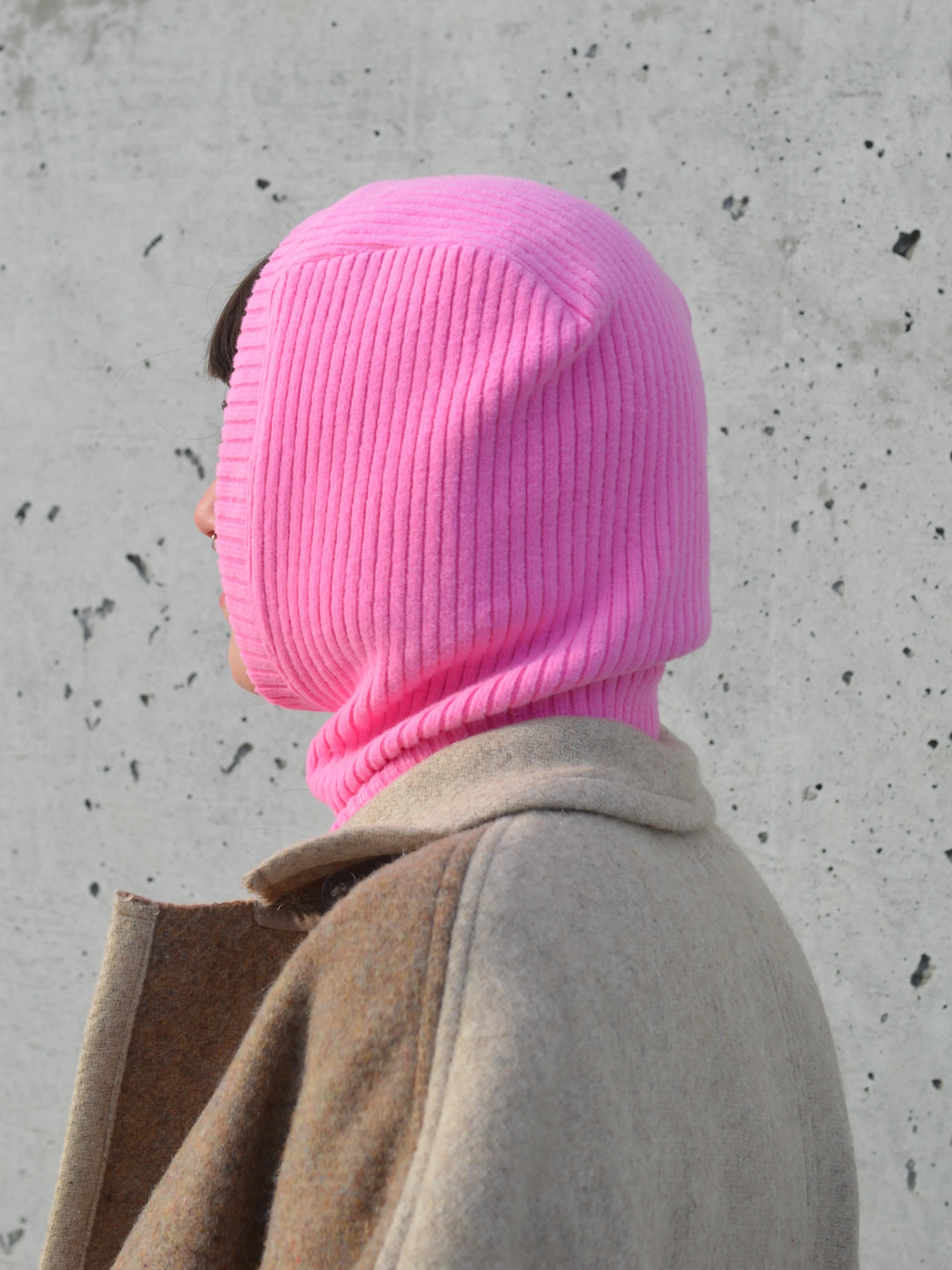 LUPITA pink balaclava