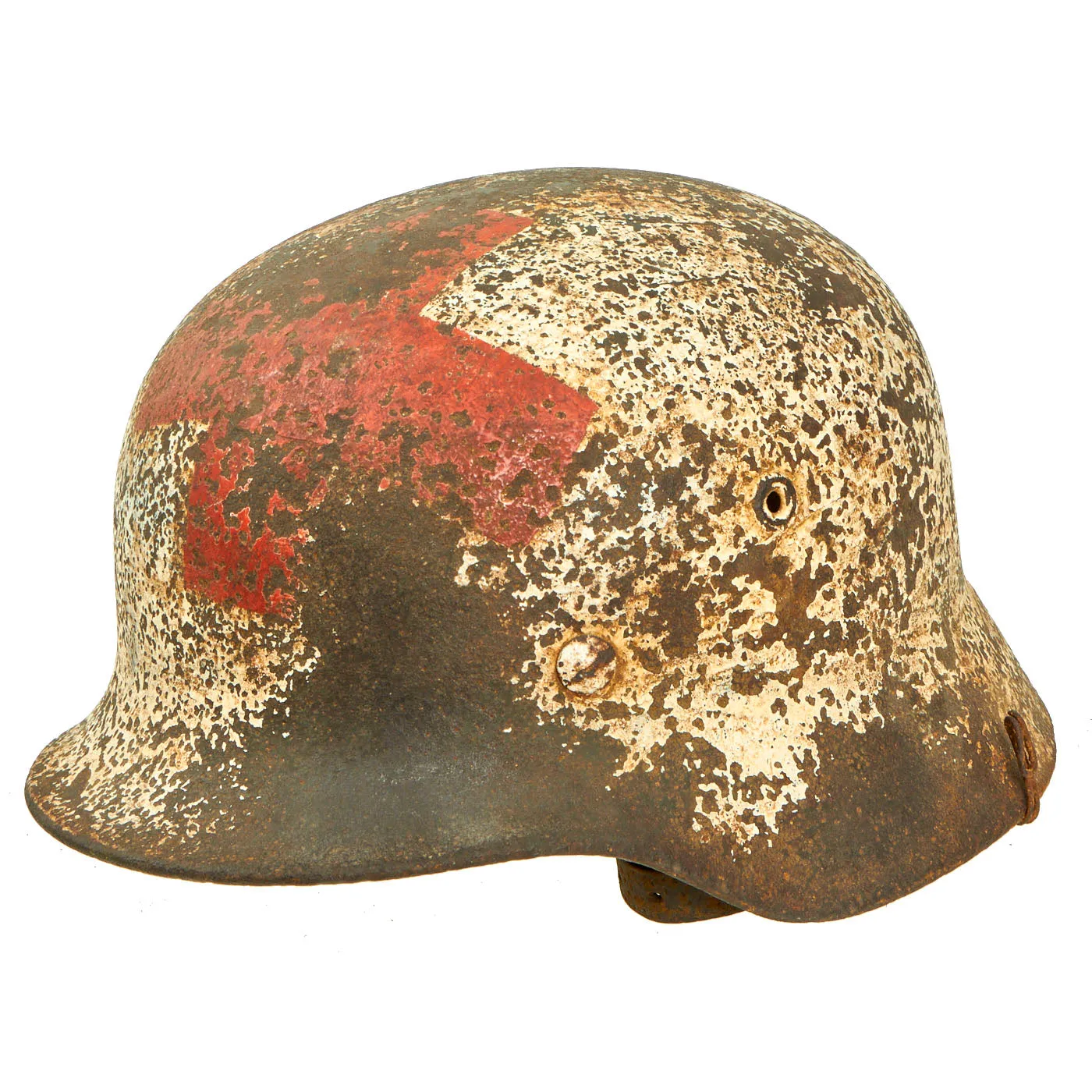 Original German WWII Eastern Front Winter Medic Relic M40 Helmet - Q66