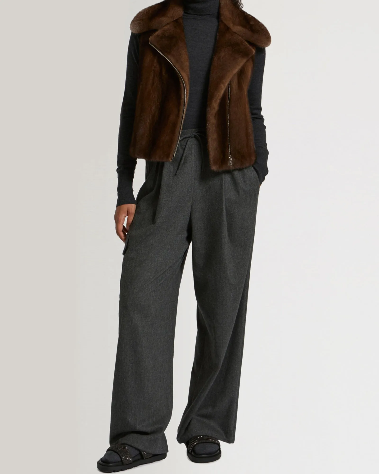 Short gilet in long-haired mink fur