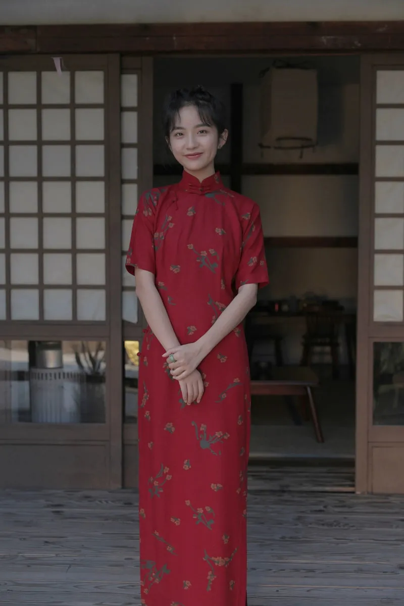 Su Mei 苏梅 Crimson Flower 1930s Half Sleeve Cotton Qipao