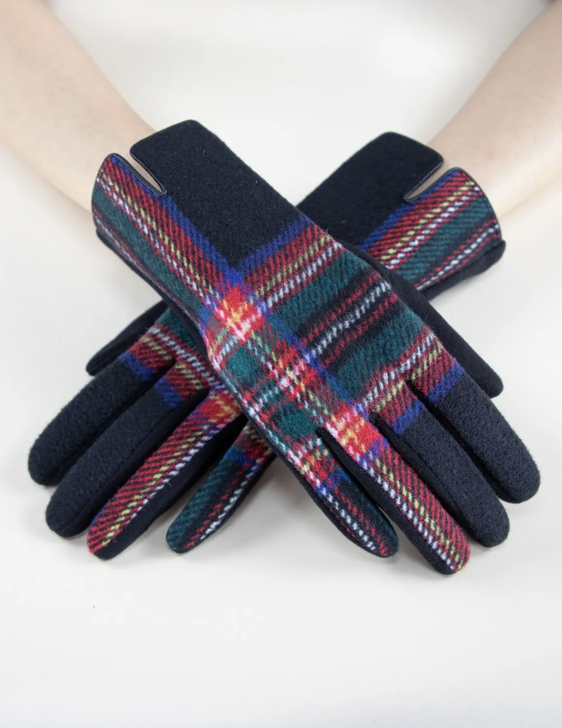 Symmetrical Plaidberry Gloves - Black