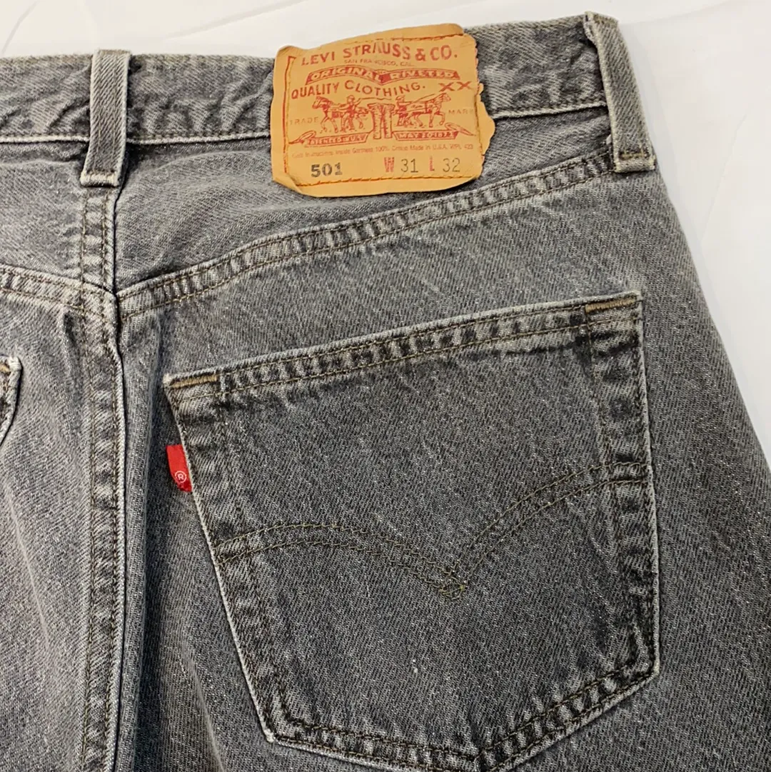 Vintage Levi’s 1980s Light Grey Red Tab Denim Jeans - W31