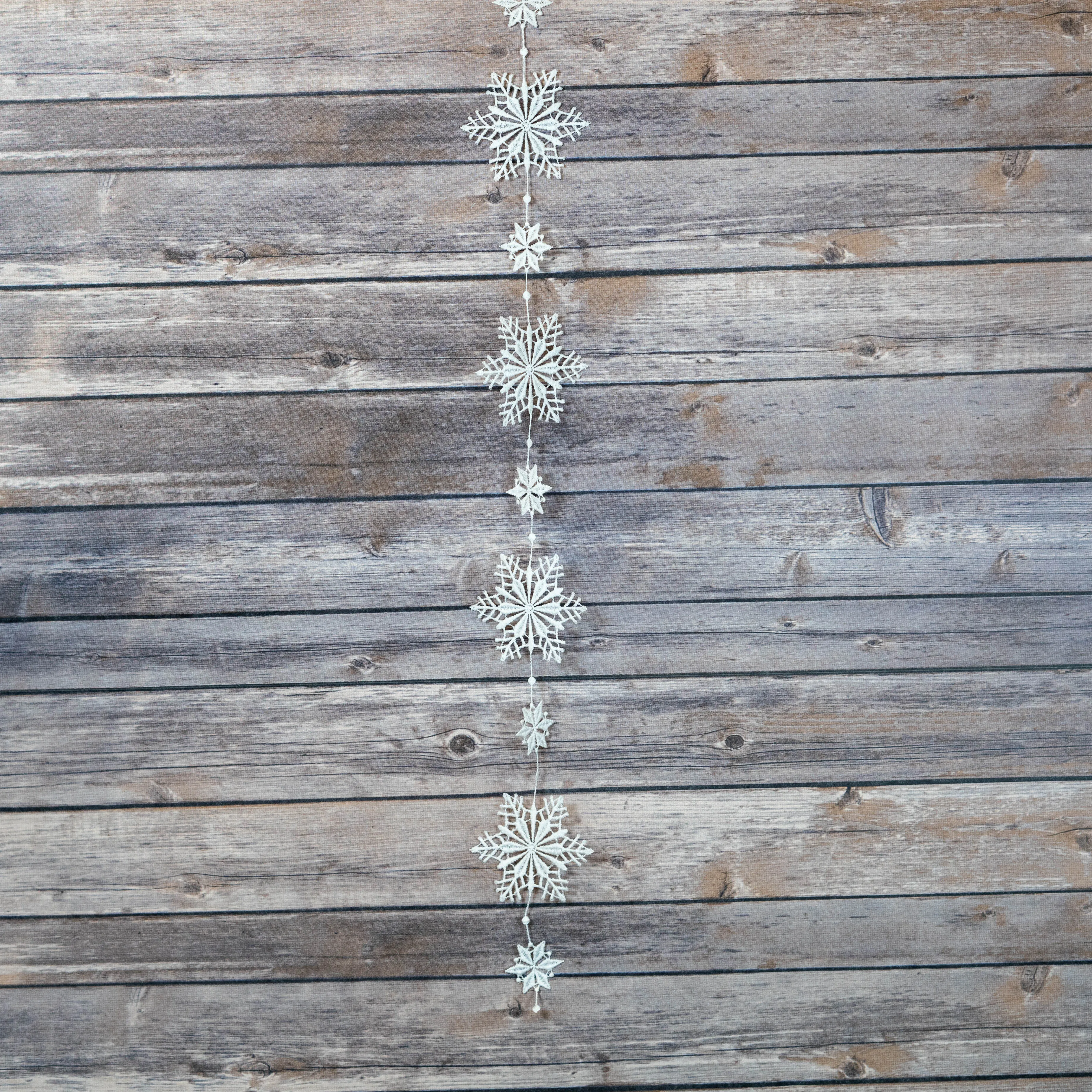 White Snowflake Lace Garland