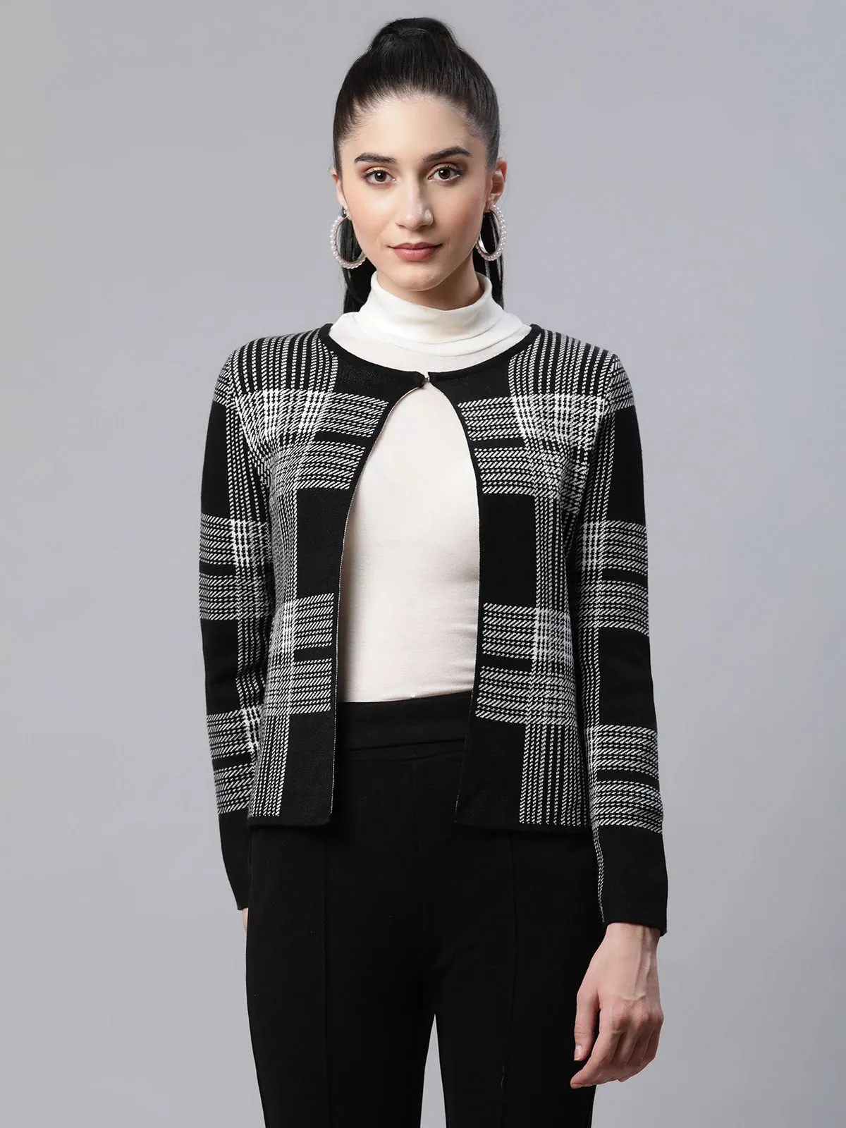 Women Checkered Black Slim Fit Casual Cardigan