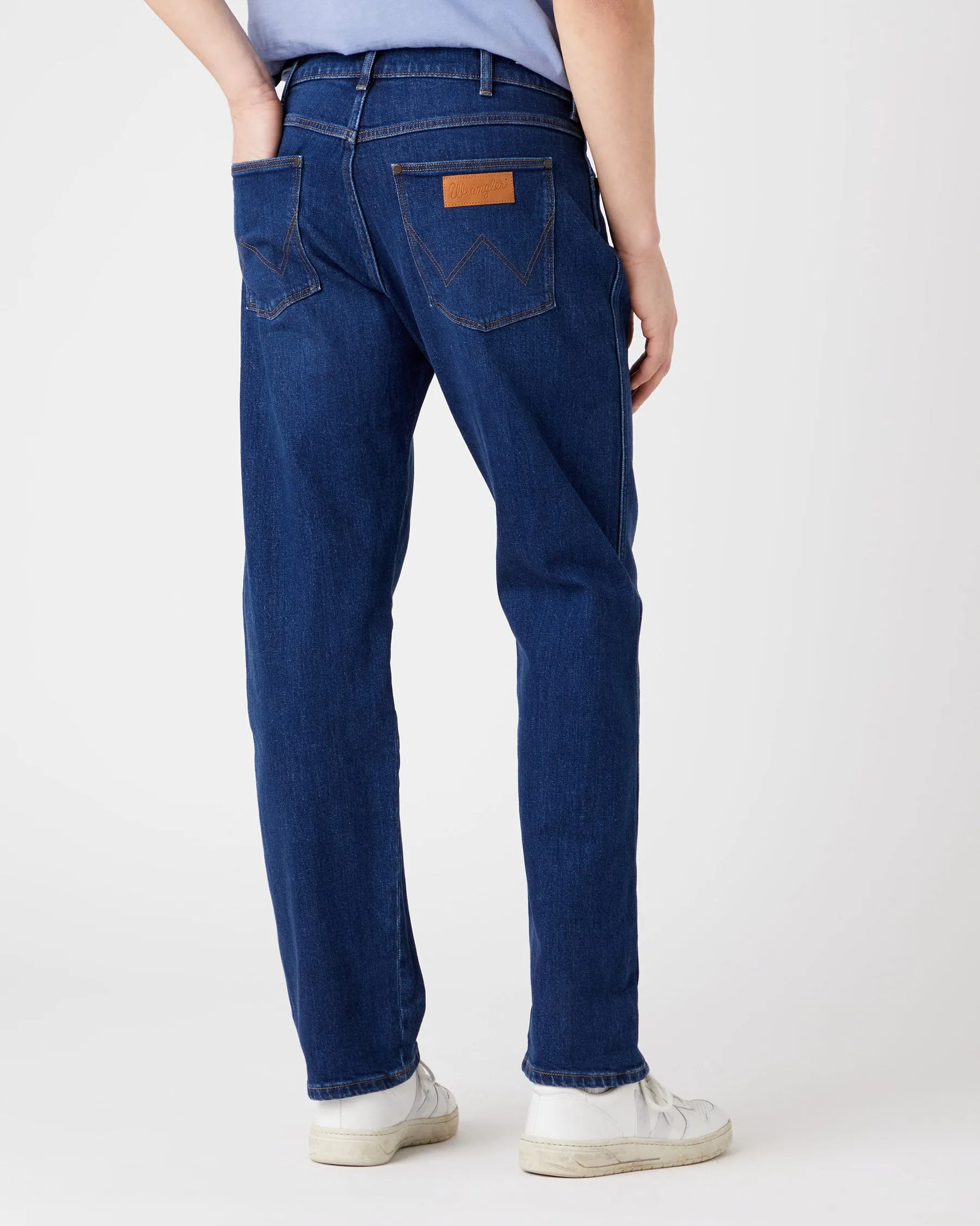 Wrangler Frontier Relaxed Straight Mens Jeans - Dancing Water